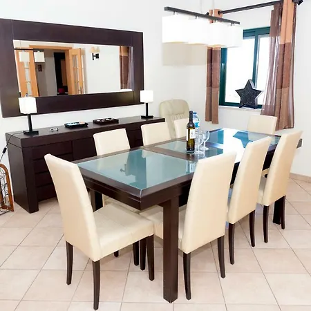 Tac - Salgados Beach Appartement *